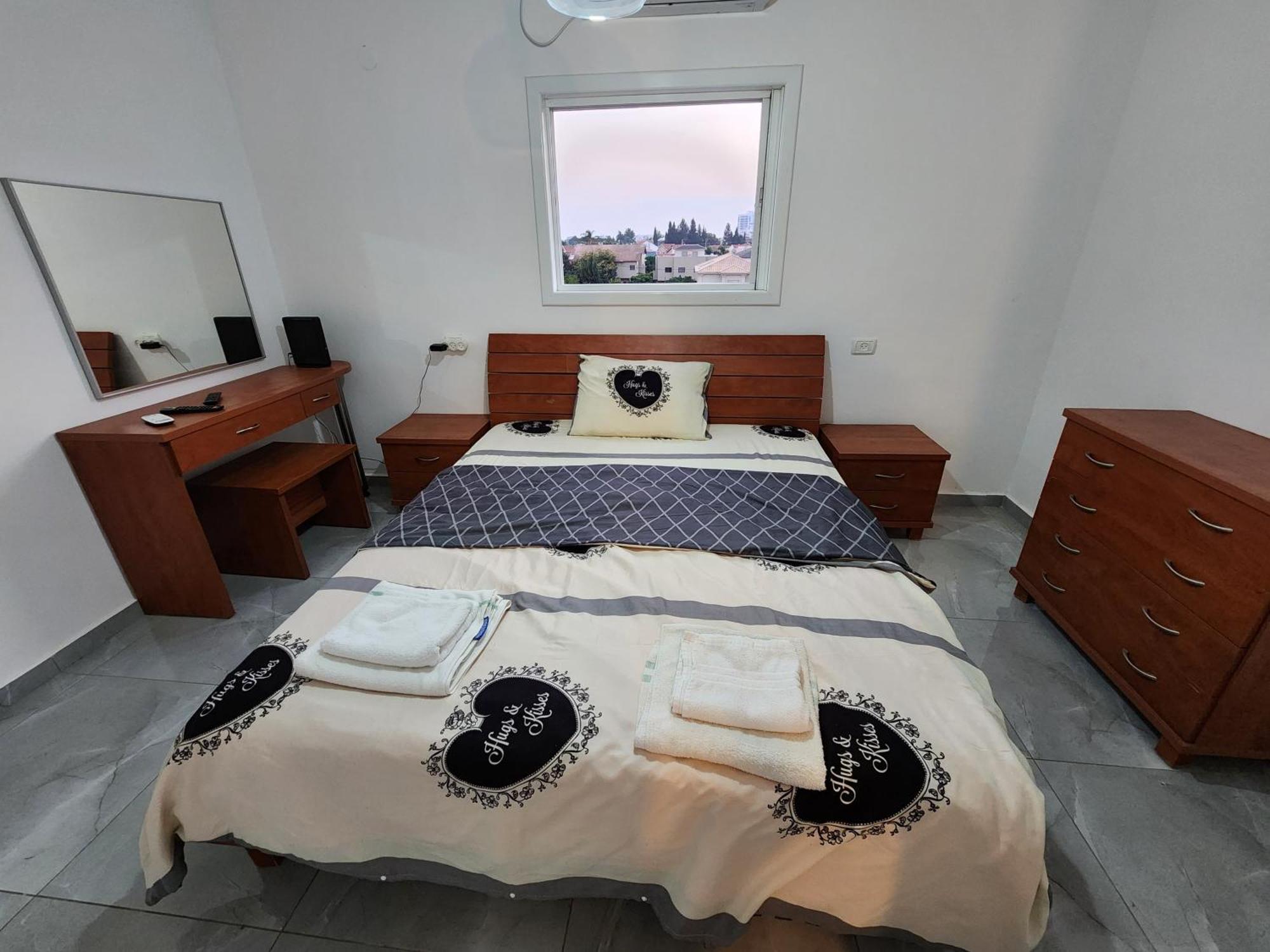 Short Term Stay In Rehovot Central Location Near Nes Ziona Rishon Lezion Jerusalem And Tel Aviv Ngoại thất bức ảnh